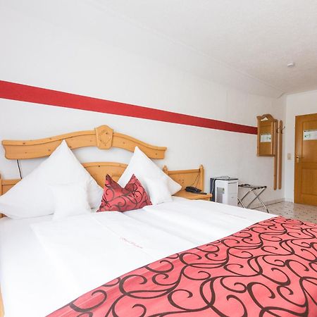 Hotel Weinhaus Wiedemann Ginsheim Gustavsburg Ruang foto