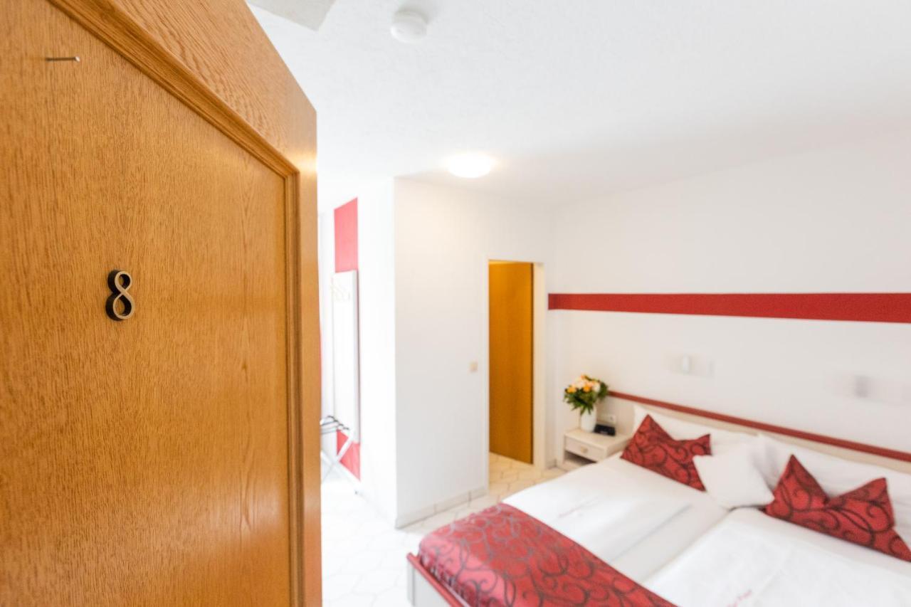 Hotel Weinhaus Wiedemann Ginsheim Gustavsburg Ruang foto